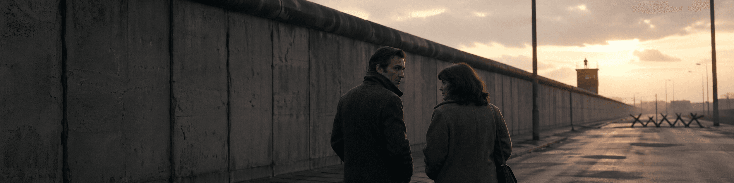 A cinematic urban scene inspired by daily life and tension during the Cold War.